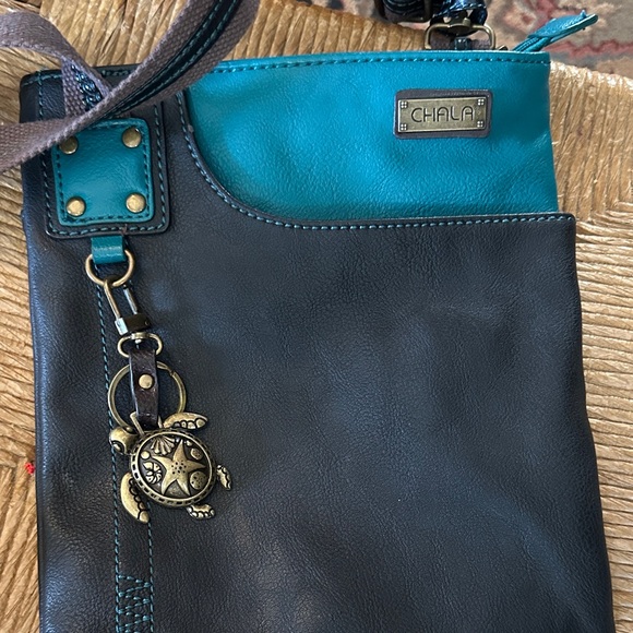 Chala Teal and Black Crossbody Bag with Turtle Charm - Picture 3 of 10